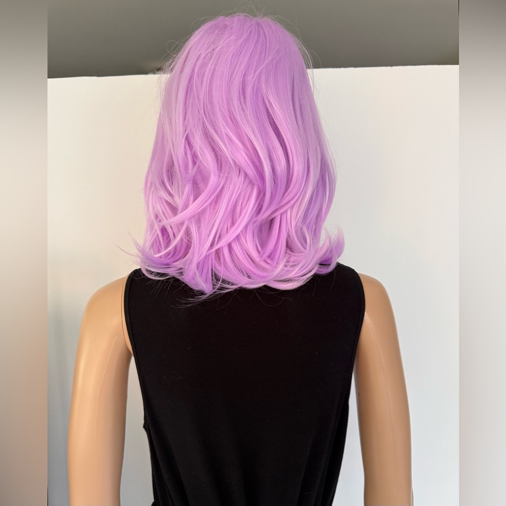 Light Purple Wig Women’s Fashion Hair Halloween/ Costume Party/ Play New in Bag - Picture 2 of 5